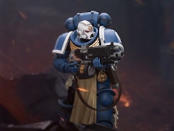 Warhammer 40K Ultramarines Sternguard Veteran with Auto Bolt Rifle 1/18 Scale Action Figure