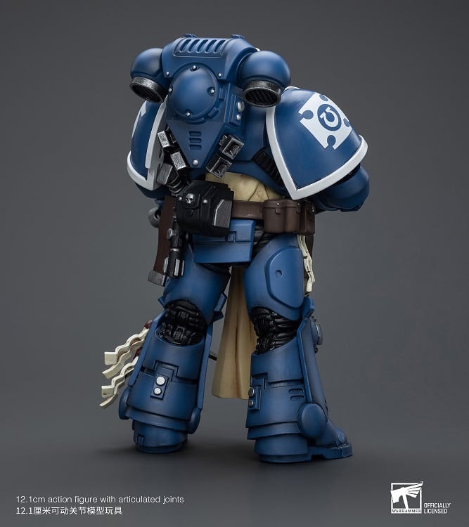 Warhammer 40K Ultramarines Sternguard Veteran with Auto Bolt Rifle 1/18 Scale Action Figure