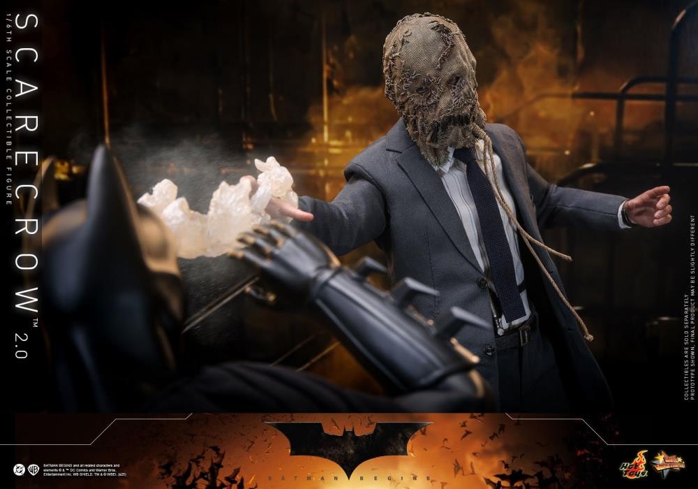 Batman Begins MMS Scarecrow (Ver. 2.0) 1/6th Scale Collectible Figure