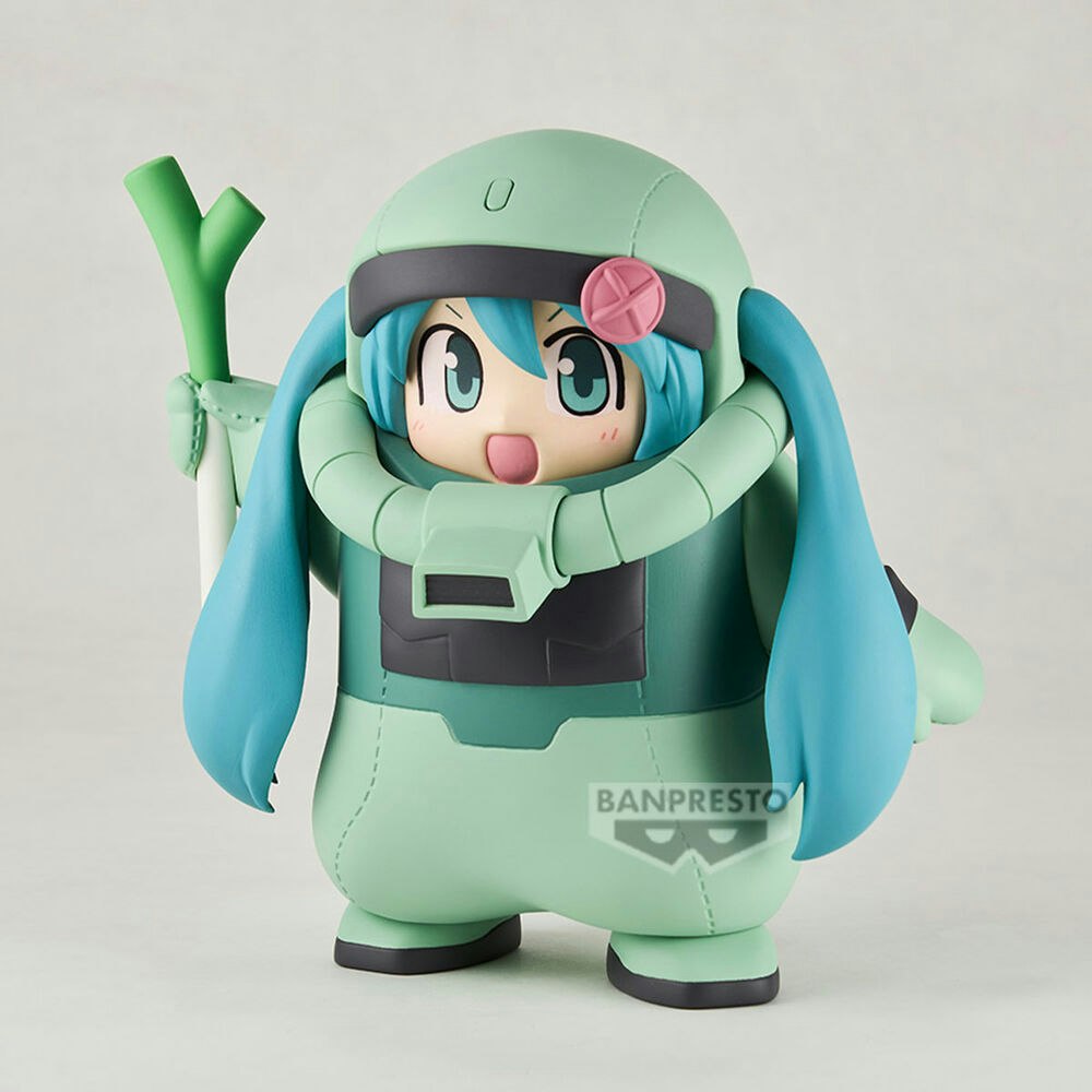 Mobile Suit Gundam 45th Anniversary Hatsune Miku (Zaku Costume Ver.) Figure