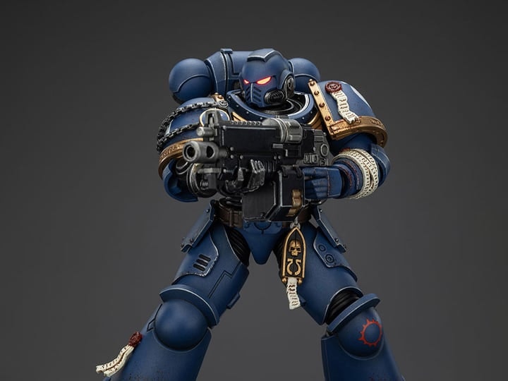 Warhammer 40,000: Space Marine 2 Ultramarines Brother Chairon (Collectors Edition) 1/18 Scale Action Figure
