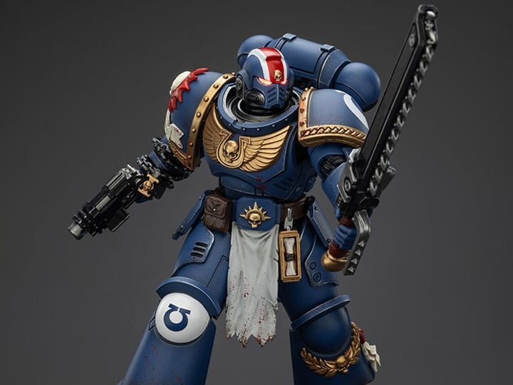 Warhammer 40,000: Space Marine 2 Ultramarines Lieutenant Titus (Collectors Edition) 1/18 Scale Action Figure