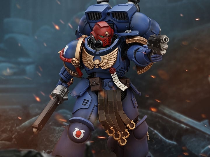 Warhammer 40,000: Space Marine 2 Ultramarines Sergeant Gadriel 1/18 Scale Action Figure