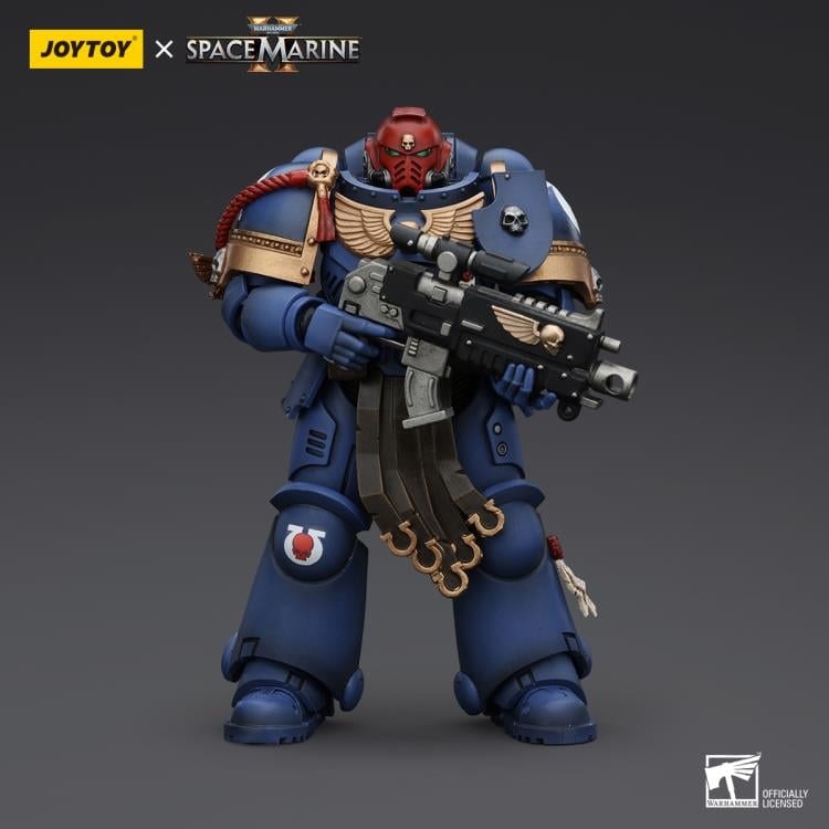 Warhammer 40,000: Space Marine 2 Ultramarines Sergeant Gadriel 1/18 Scale Action Figure