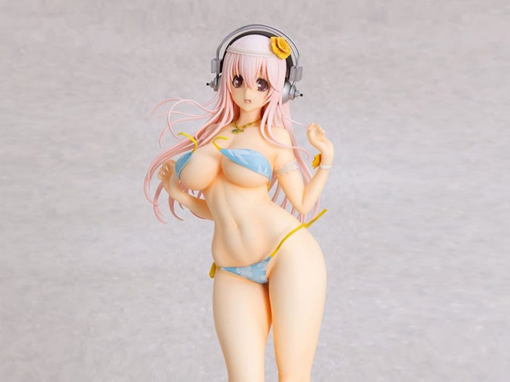 Super Sonico (Summer Vacation Ver.) 1/4.5 Scale Figure