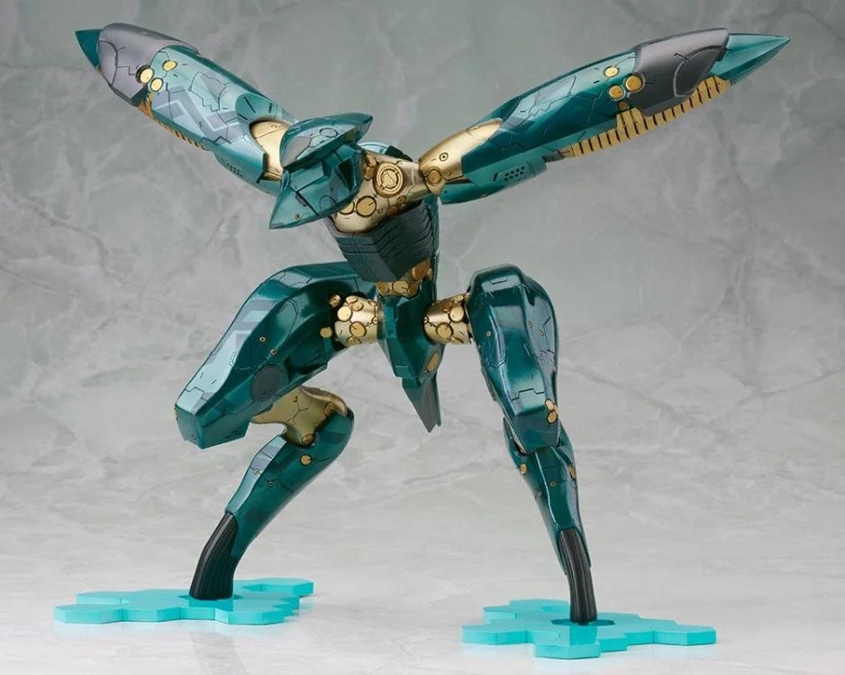 Metal Gear Solid 4: Guns of the Patriots Metal Gear Ray 1/100 Scale Model Kit