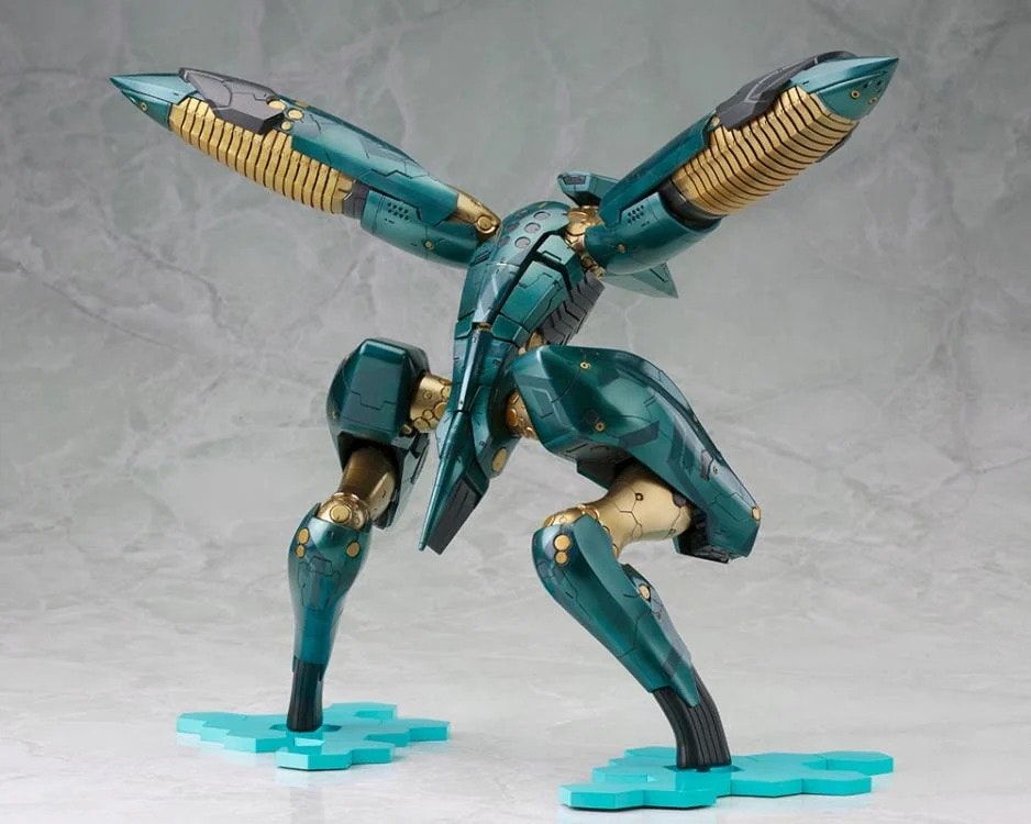 Metal Gear Solid 4: Guns of the Patriots Metal Gear Ray 1/100 Scale Model Kit