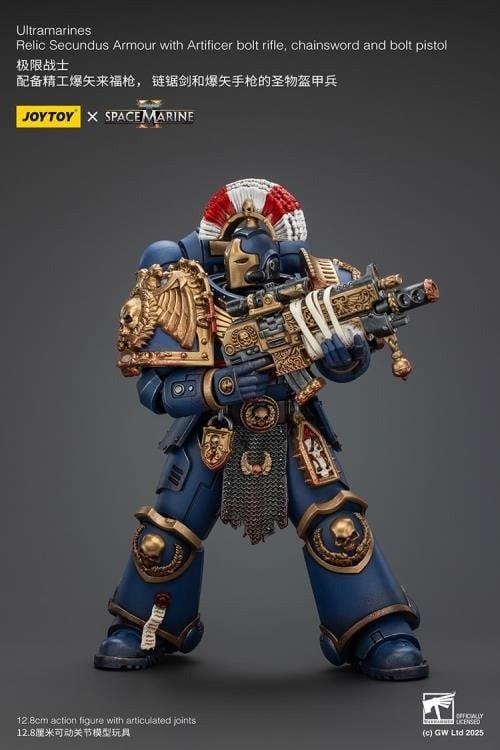Warhammer 40,000: Space Marine 2 Ultramarines Relic Secundus Armor with Artificer Bolt Rifle, Chainsword and Bolt Pistol 1/18 Scale Action Figure