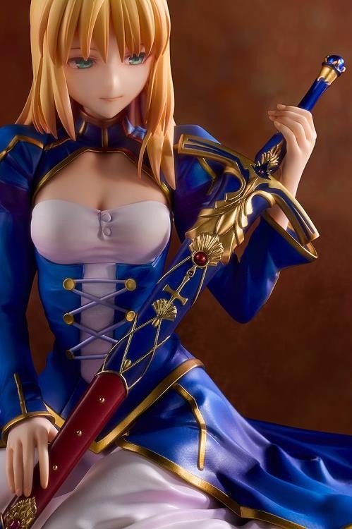 Fate/stay night Saber (Garden of Avalon Ver.) 1/7 Scale Figure