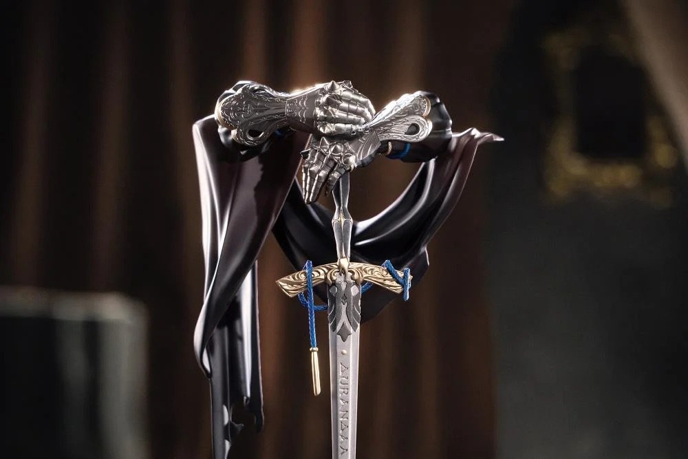Reverse: 1999 Limepie A Knight Figure