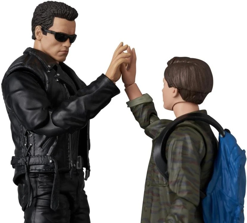 Terminator 2: Judgement Day MAFEX No.280 T-800 (T2 Ver.) and John Connor Action Figure Two-Pack