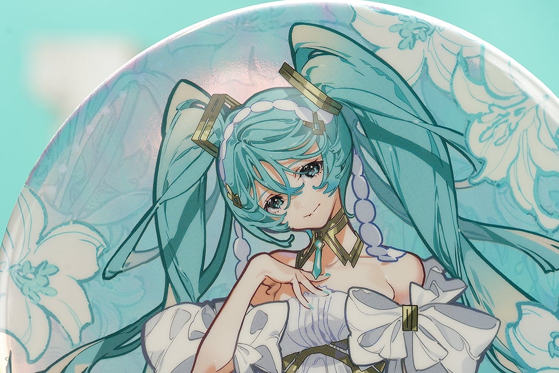 Vocaloid Hatsune Miku feat. Yoneyama Mai Extra Large Pinback Button