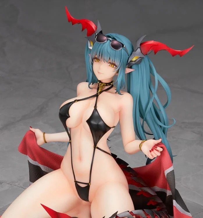 Azur Lane Regensburg (Dark Dragon and the Coast of Light Ver.) 1/7 Scale Figure