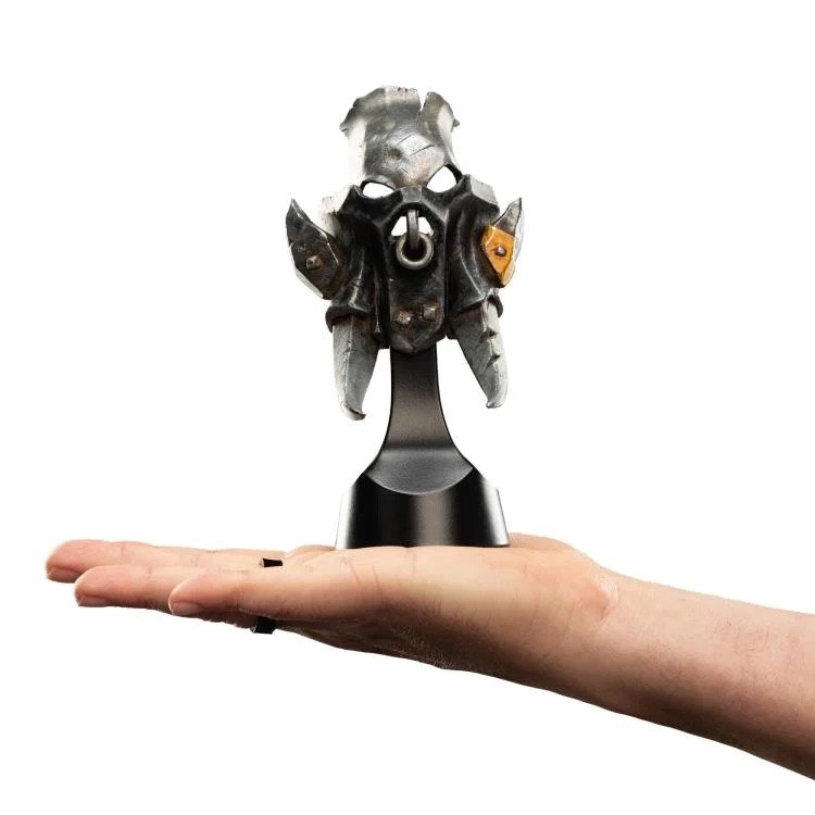 Warhammer Age of Sigmar Orruk Ardboy Miniature Helmet Replica