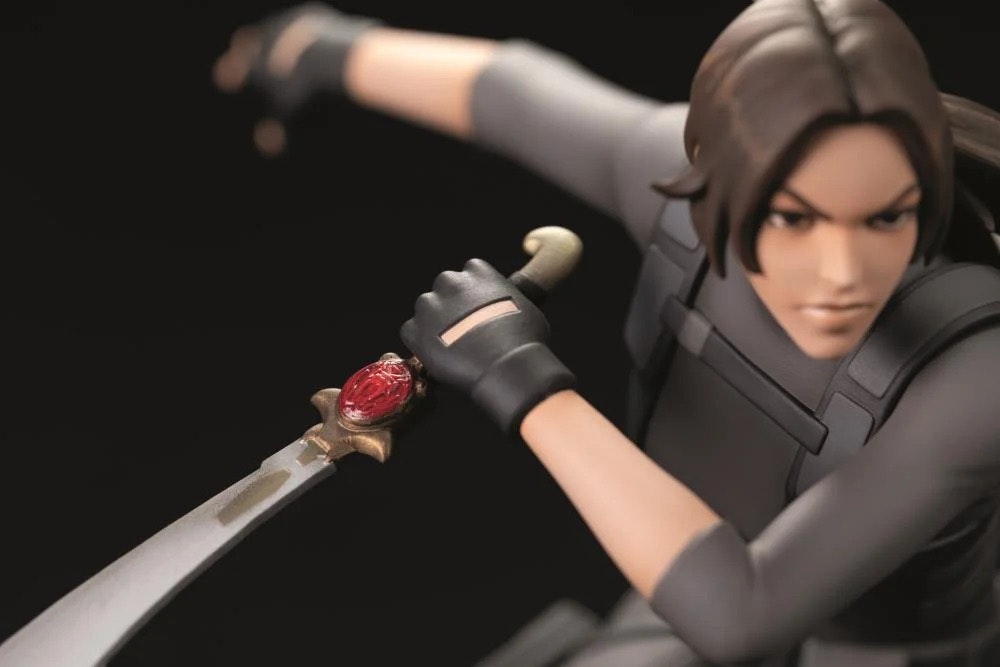 Tomb Raider: The Legend of Lara Croft Figure