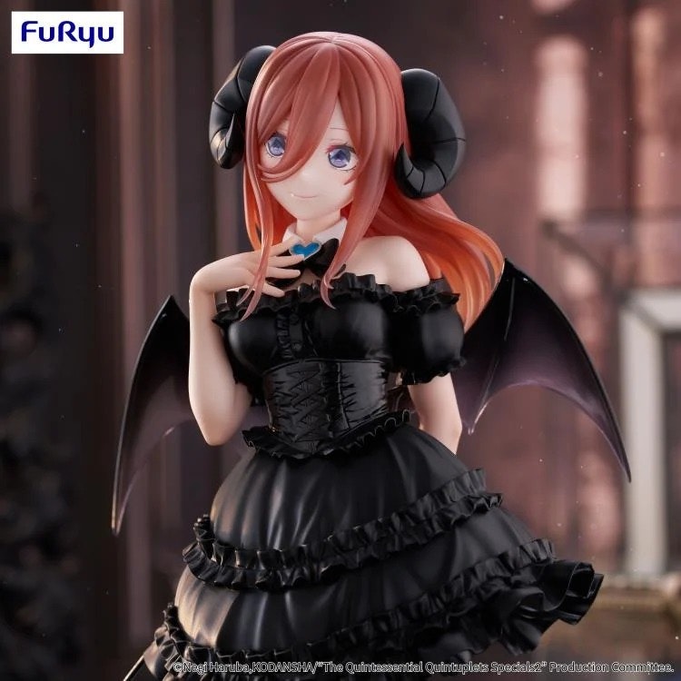The Quintessential Quintuplets BiCute Dark Miku Nakano Figure