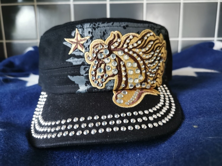Häst & Stjärna keps svart