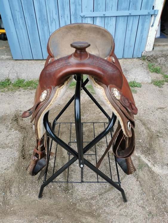 westernsadel Montana 137 FQ 16 tum