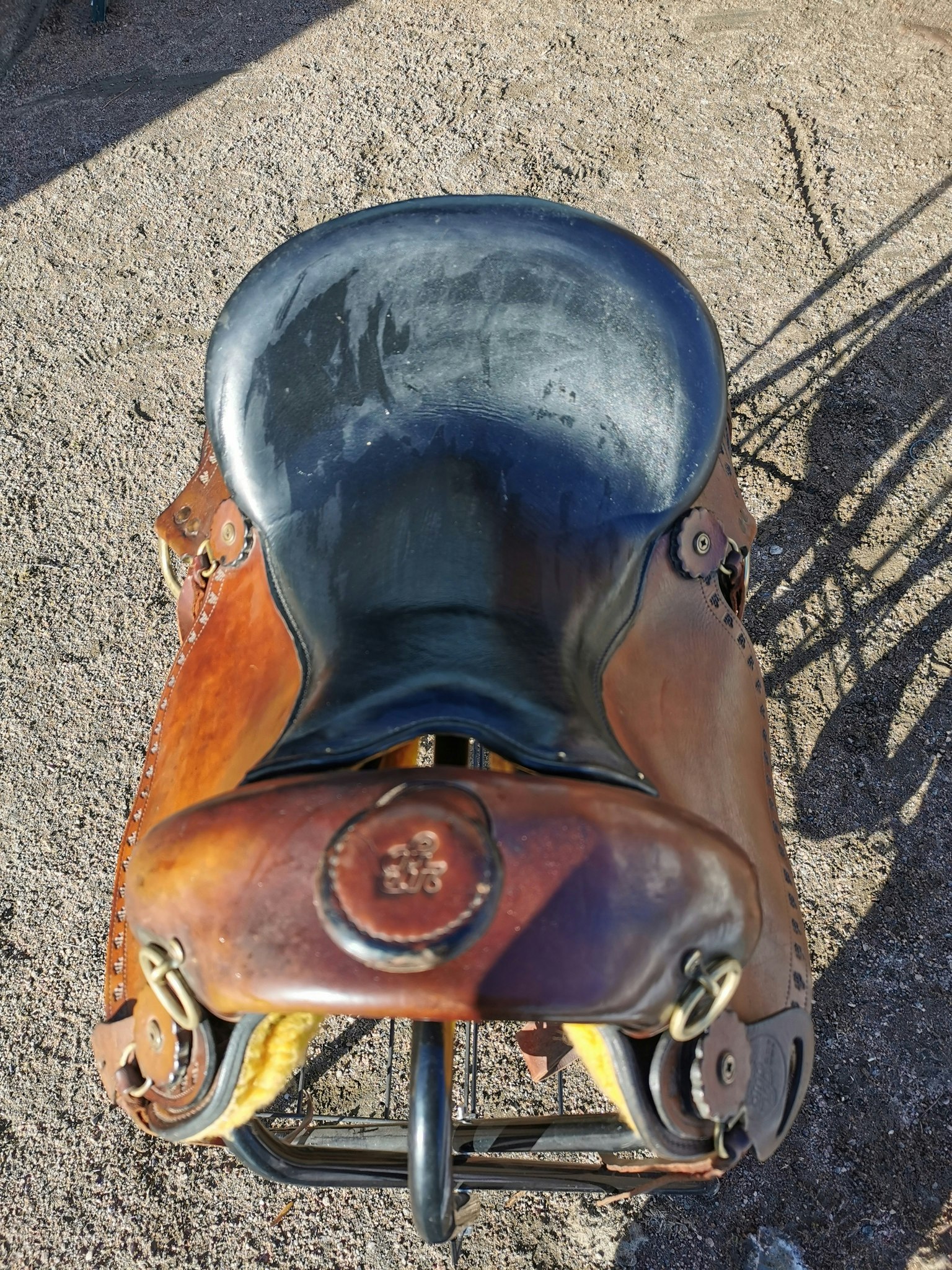 Custom made 4beat trailsadel 15 tum