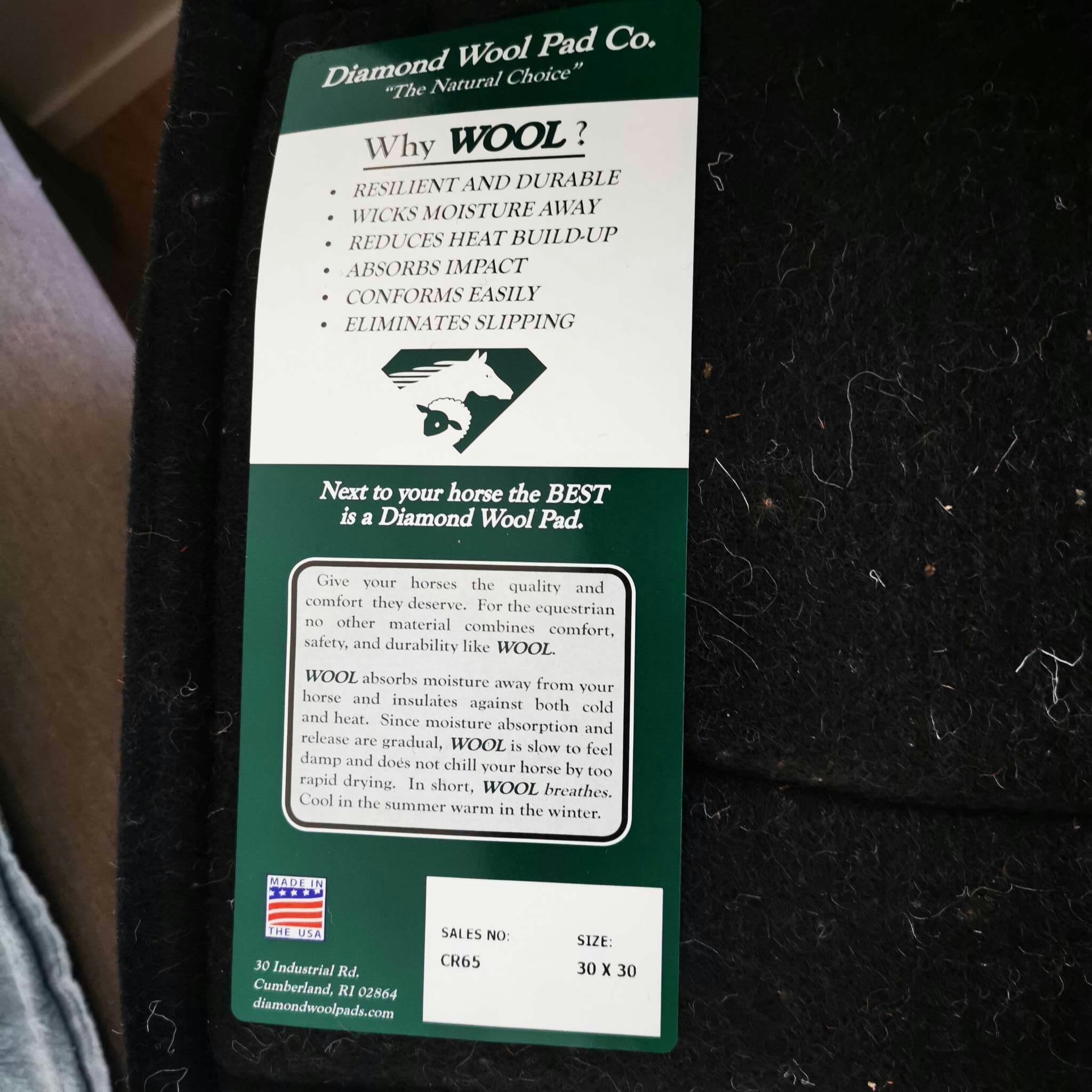 Diamond wool round contoured ranch pad 30 x 30 tum