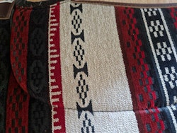 Diamond wool round contoured ranch pad 30 x 30 tum