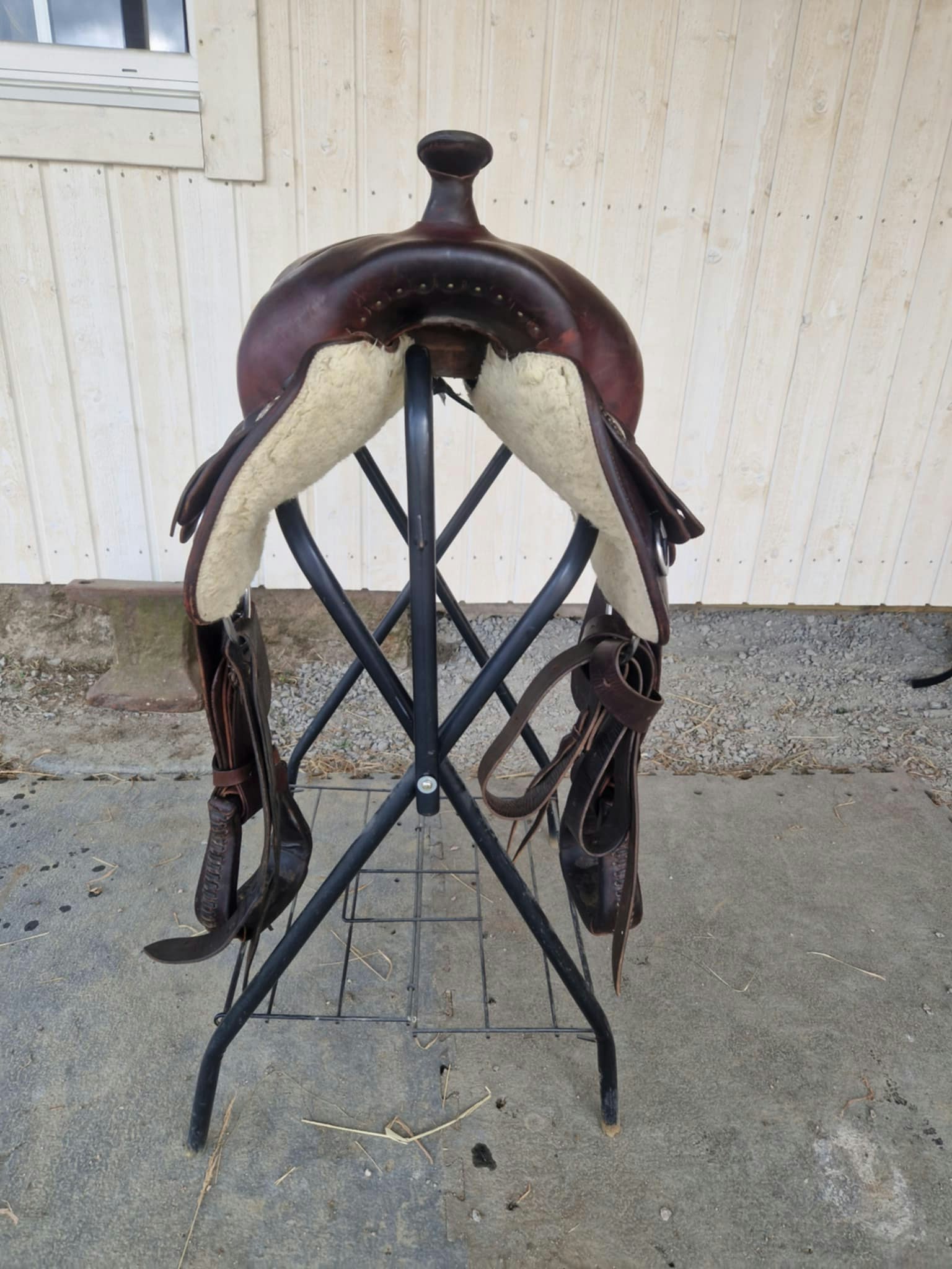 Montana 130 westernsadel XFQ 16 tum