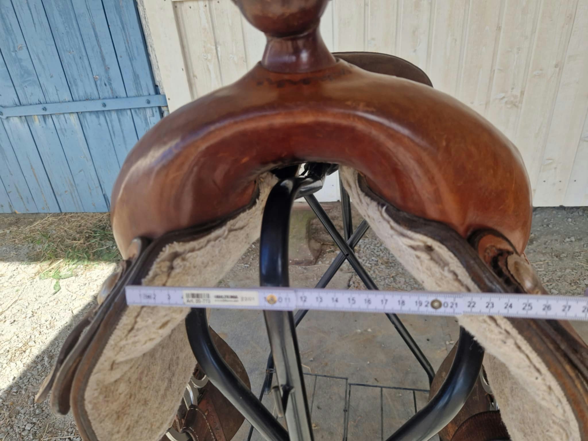 Continental 144 XFQ westernsadel 16 tum