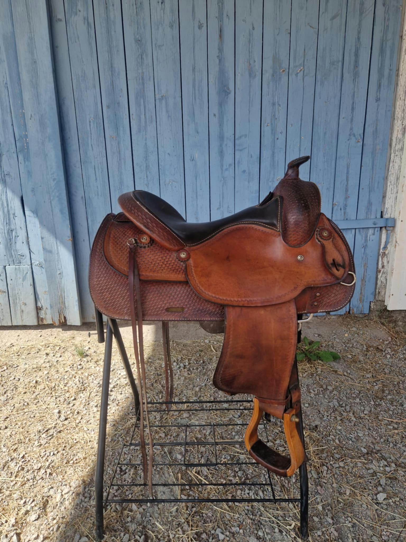 Crates 9244 westernsadel 16 tum