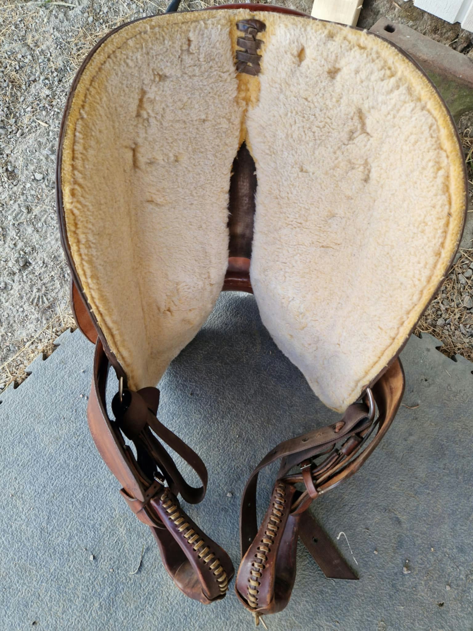 Montana 130 westernsadel XFQ 16 tum