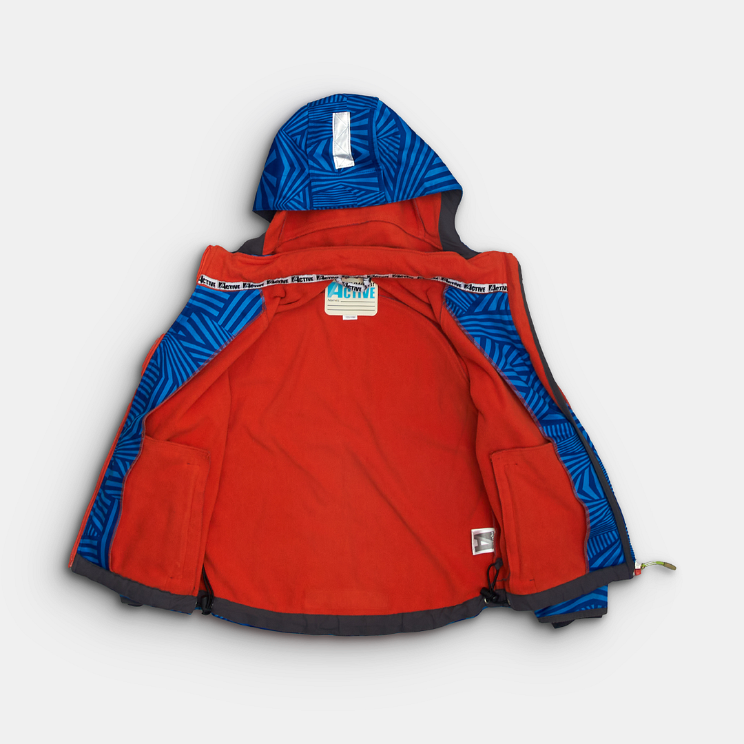 - Storlek 122/128 -