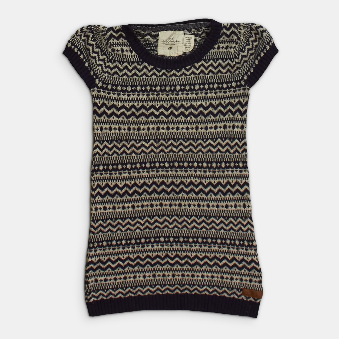 - Storlek 122/128 -