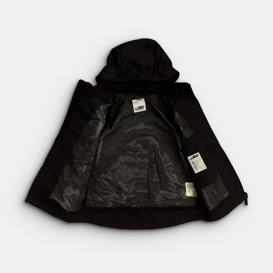 - Storlek 122/128 -