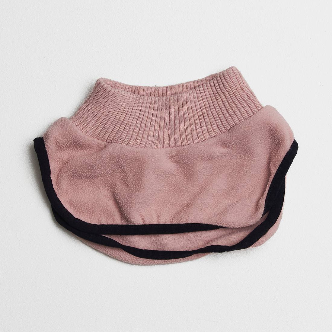 - Storlek One Size -