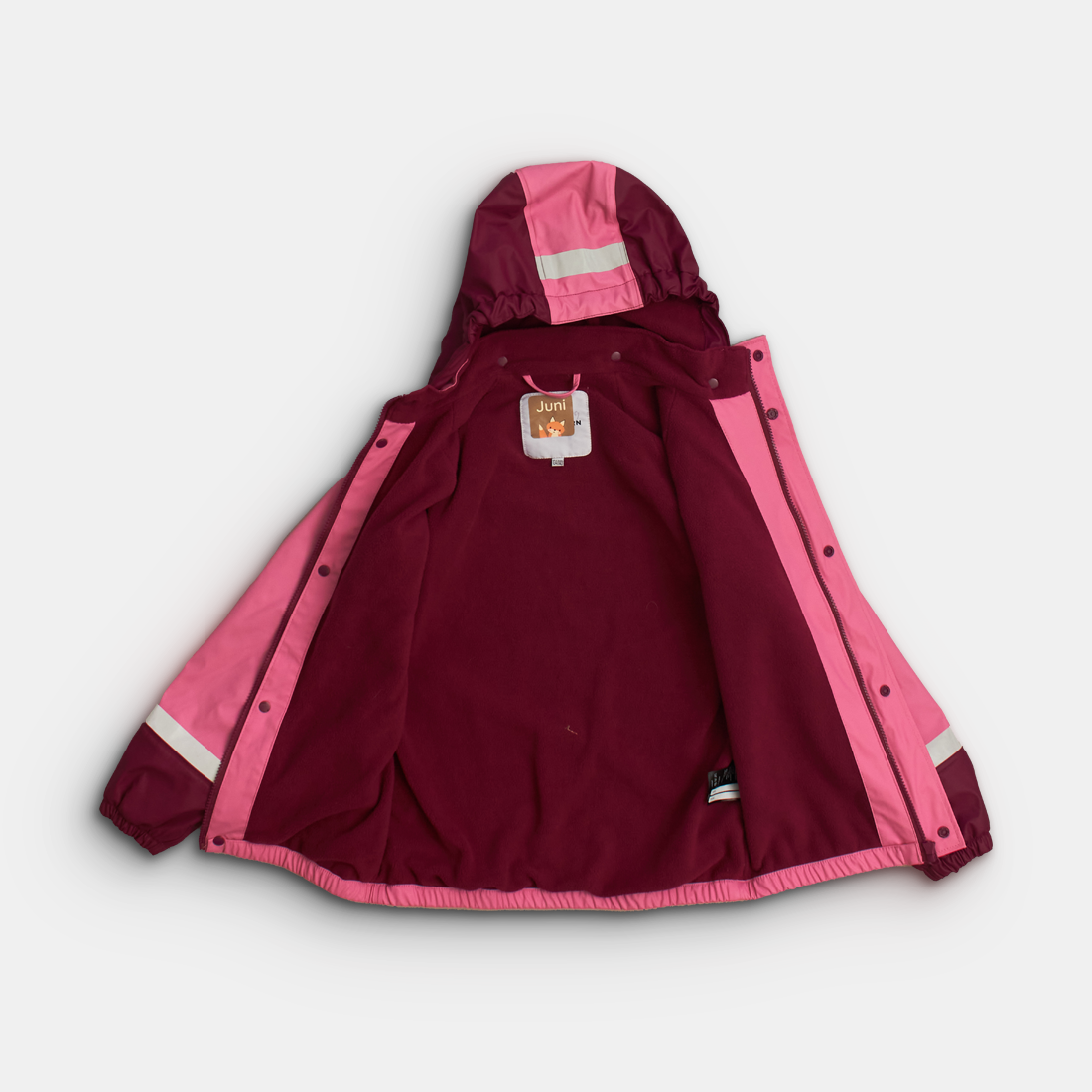- Storlek 134/140 -