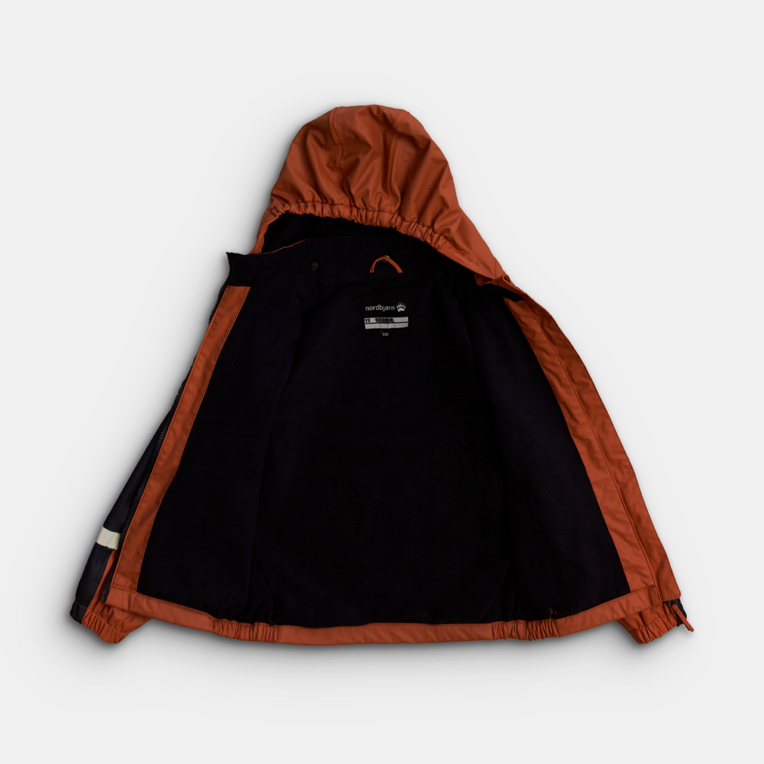 - Storlek 130 -