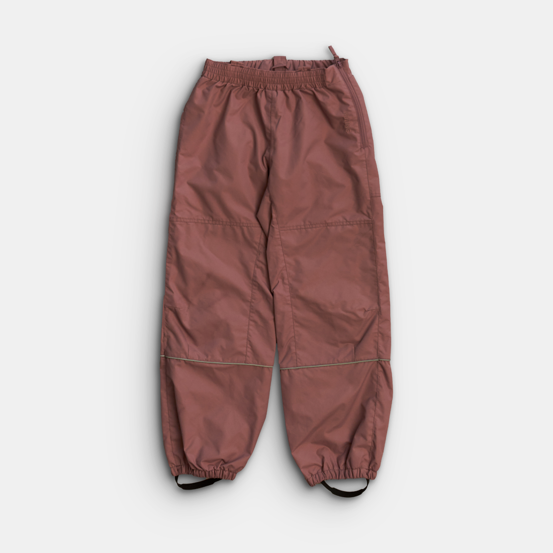 - Storlek 140 -