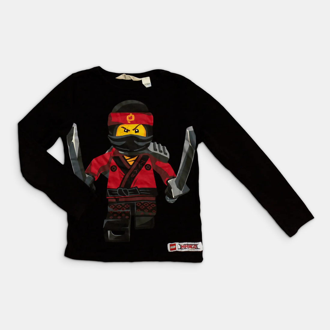 - Storlek 122/128 -