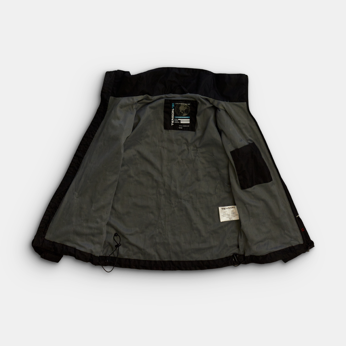 - Storlek 122/128 -