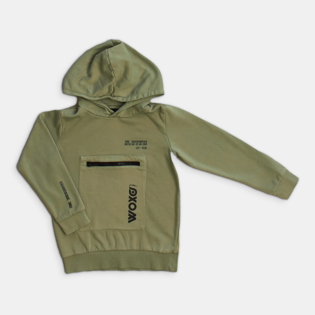 - Storlek 122/128 -
