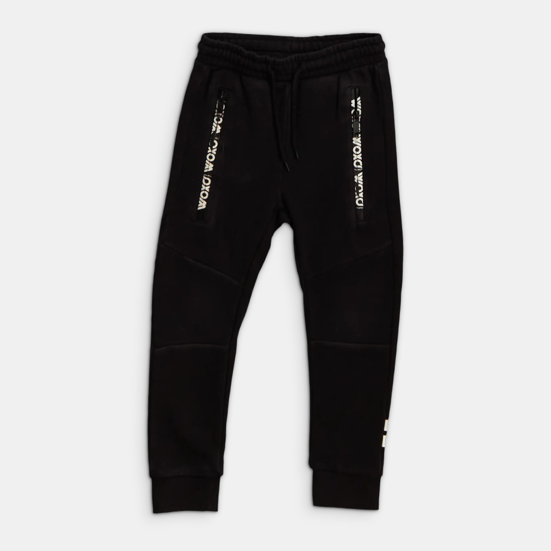 - Storlek 104 -