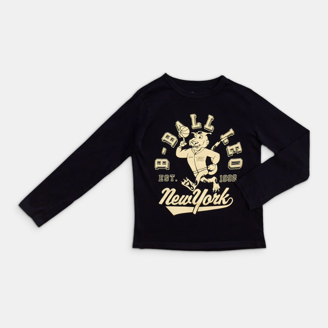 - Storlek 122/128 -