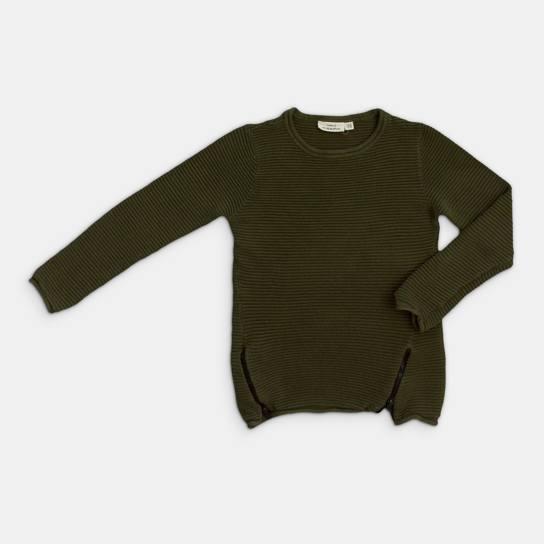 - Storlek 122/128 -
