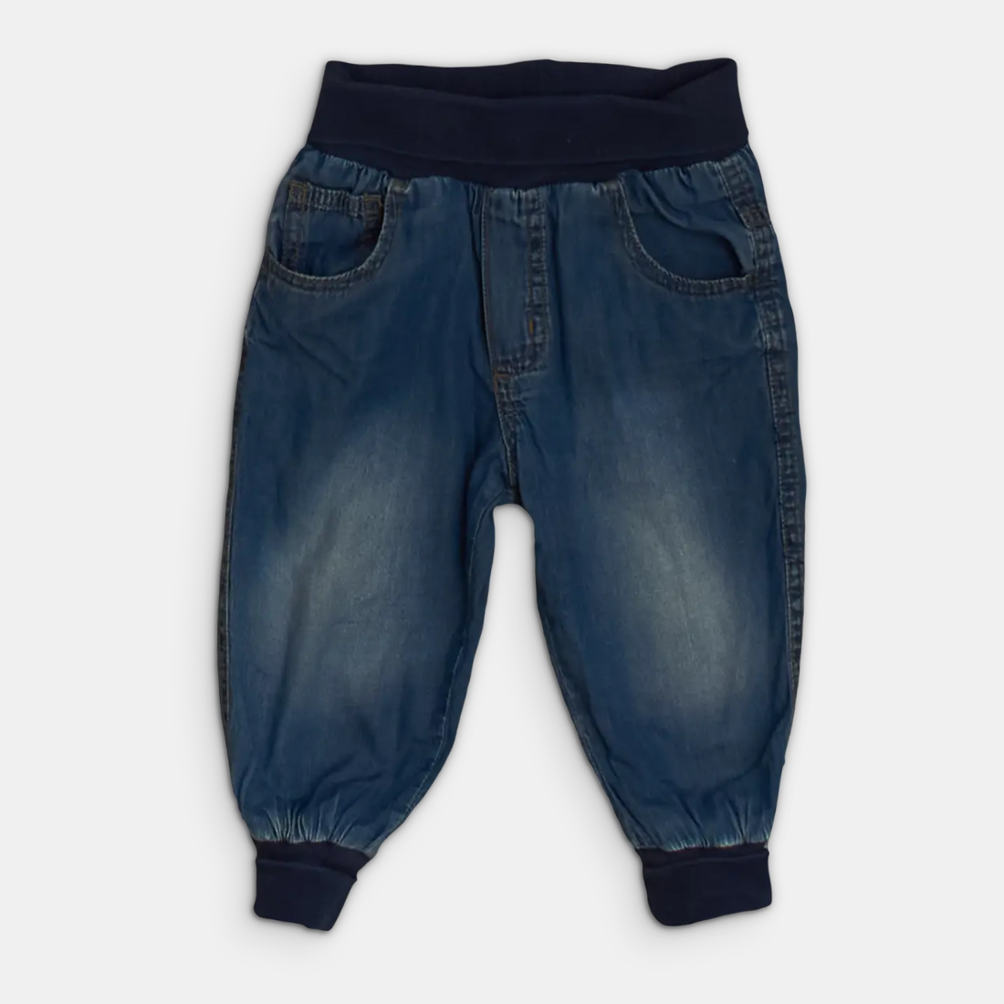 - Storlek 80 -