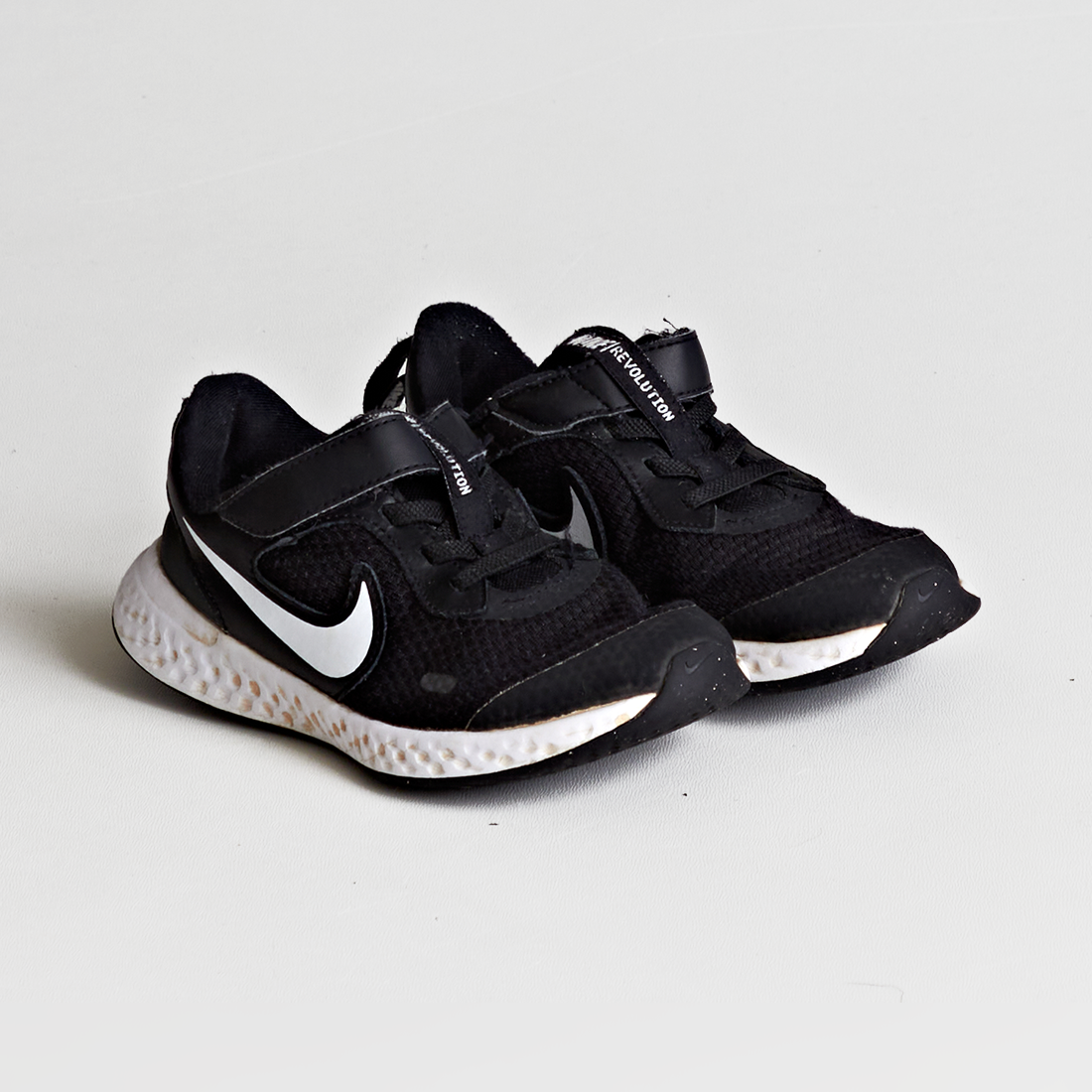 - Storlek 29,5 -