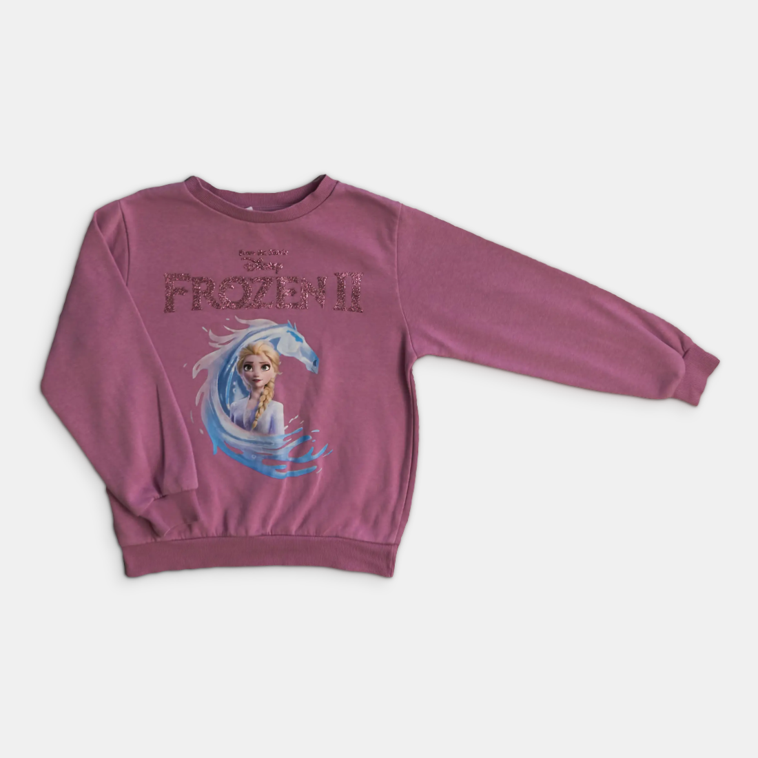 - Storlek 122/128 -