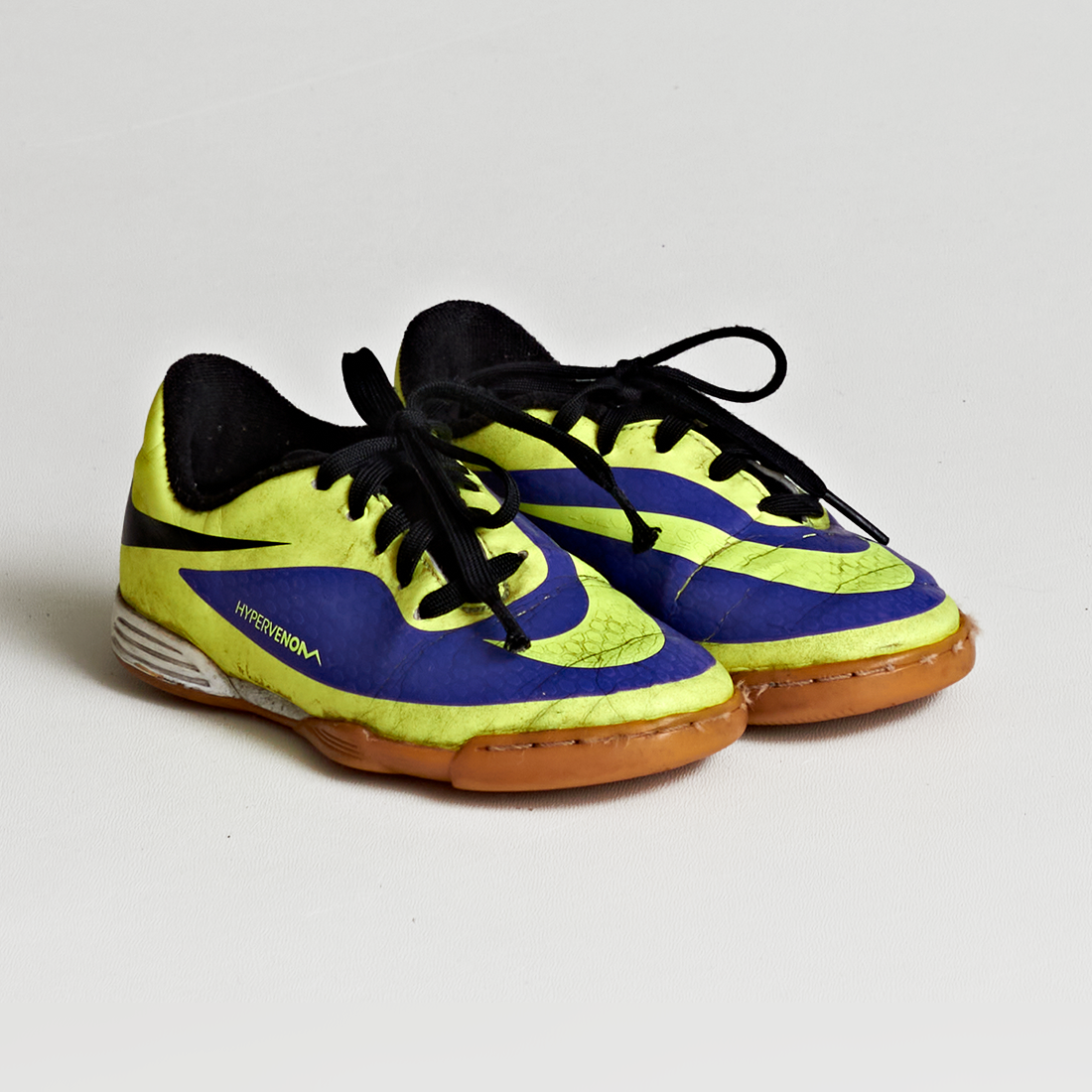 - Storlek 28,5 -