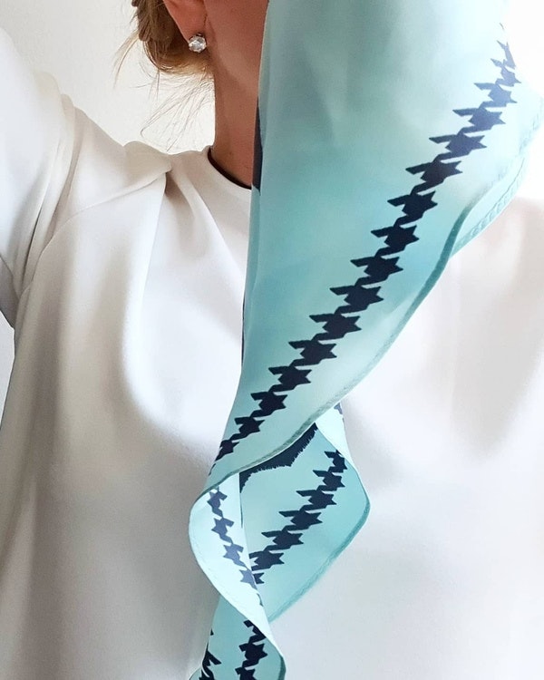 HELENA SAND Diamond shaped scarf 100% silk, 100% light, 100% happy in aqua blue