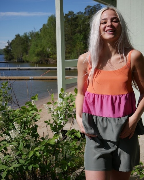 Ava singlet