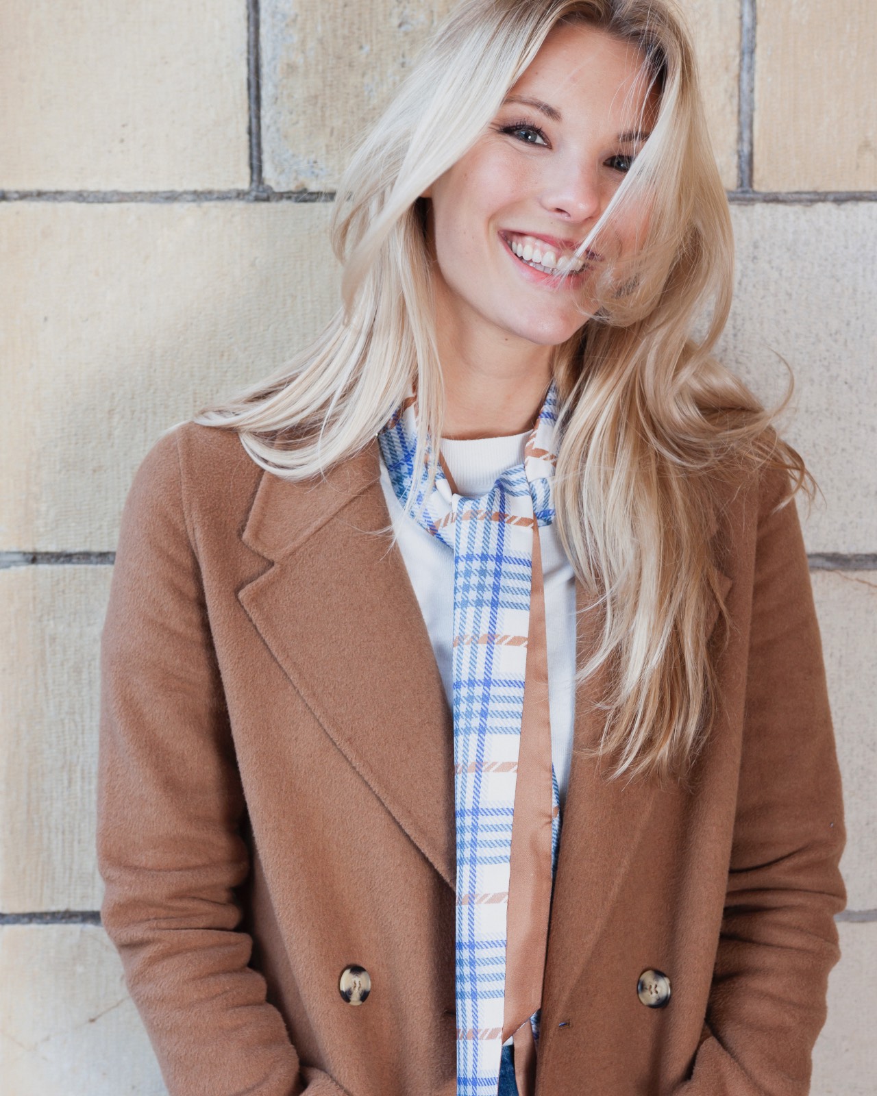 Office or casual look - Gorgeous checked scarf from HELENA SAND. Denim blue, camel brown. 100 % Silk