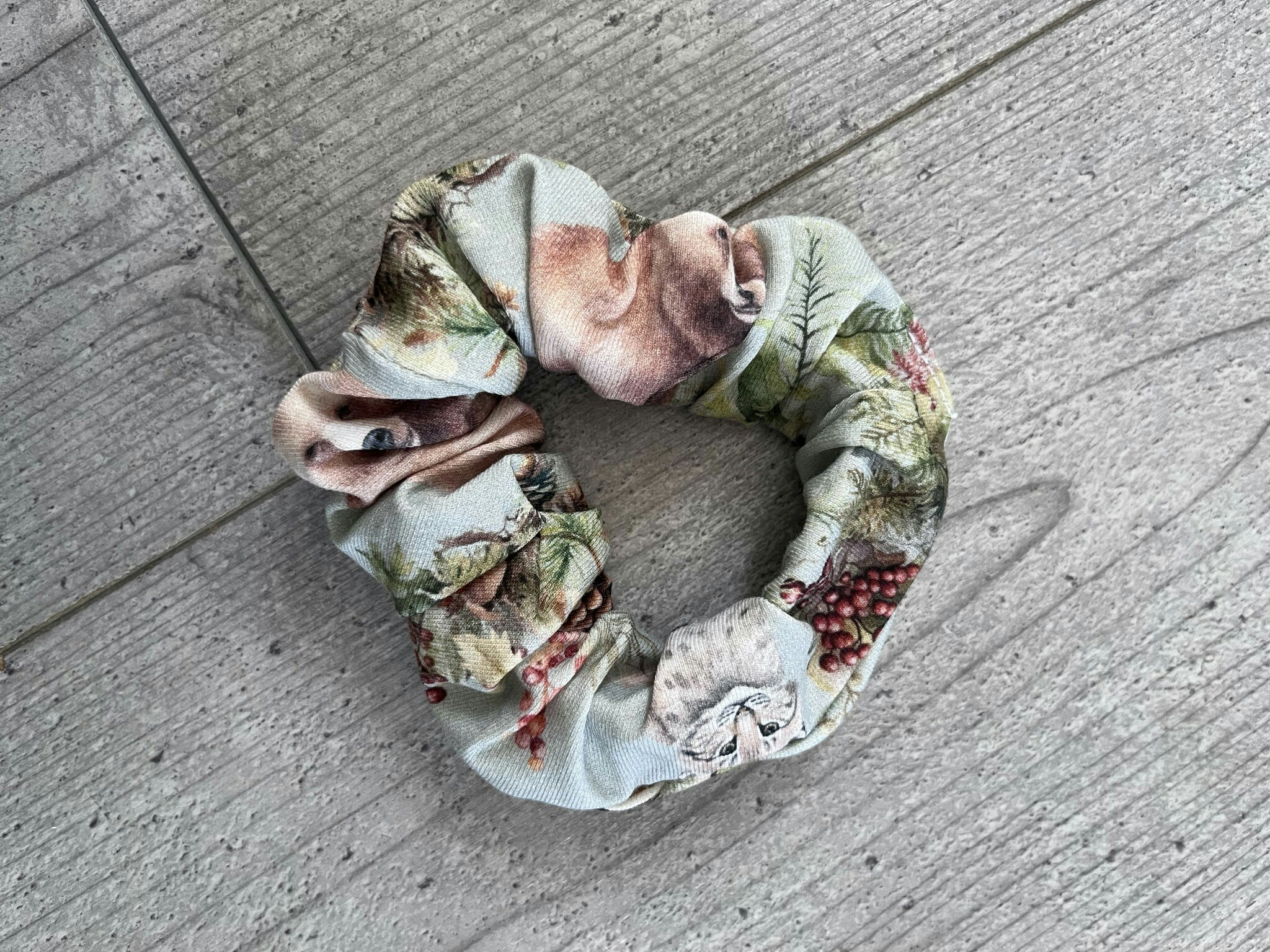 SCRUNCHIE, SKOGSDJUR